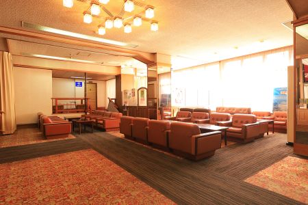 19201000lobby.jpg